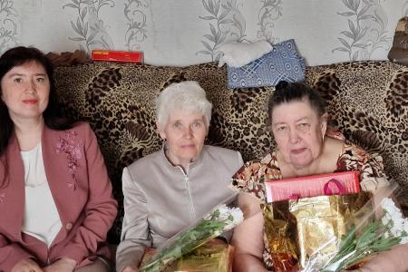«Из одного металла льют медаль за бой, медаль за труд!» Рязанские депутаты-коммунисты выступили перед тружениками тыла и «детьми войны»