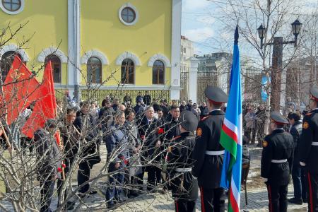 Лидер якутских коммунистов Виктор Губарев поздравил земляков с Днем государственности Республики Саха (Якутия)