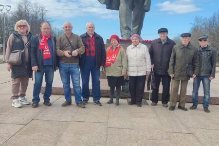 Коммунисты Ленинградской области отметили День рождения Владимира Ильича Ленина