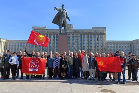 Районные комитеты города трёх революций провели мероприятия в честь В.И. Ленина