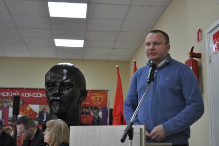 Санкт-Петербург. Депутатам от КПРФ передали предложения и пожелания
