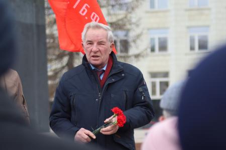Коммунисты Архангельской области: с Лениным в сердце