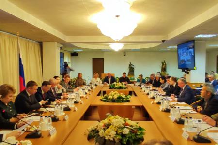 Н.М. Харитонов провел парламентские слушания в Госдуме по правовому регулированию вопросов вечной мерзлоты