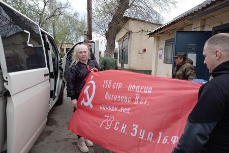 Коммунисты Ямало-Ненецкого автономного округа привезли гуманитарный груз на Донбасс