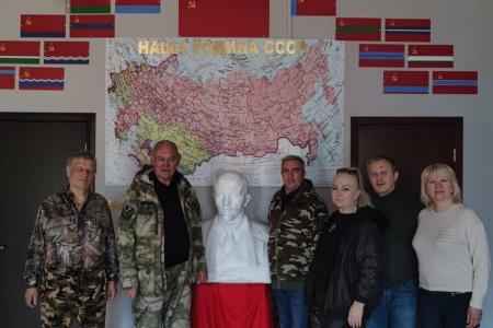 Коммунисты Ямало-Ненецкого автономного округа привезли гуманитарный груз на Донбасс