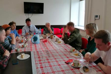 Курские коммунисты отправили очередной гуманитарный груз солдатам