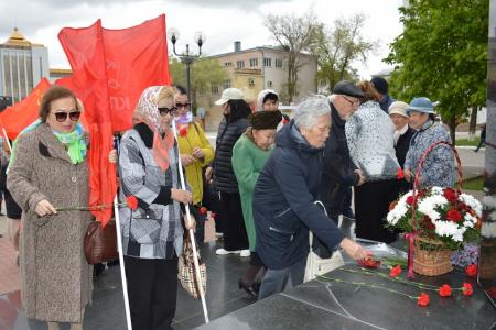 В Калмыкии широко отметили день рождения Ильича