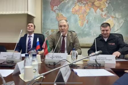Леонид Калашников открыл телемост, посвященный Дню единения России и Белоруссии