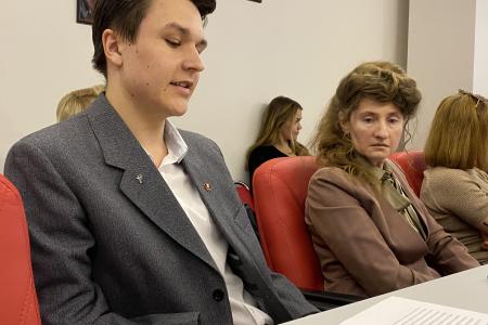 Вопреки «рыночной оптимизации». Круглый стол коммунистов Ленинградской области