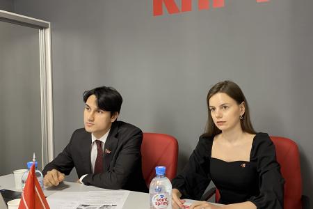 Вопреки «рыночной оптимизации». Круглый стол коммунистов Ленинградской области