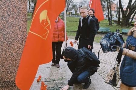 Калининградские коммунисты отметили день рождения Эрнста Тельмана