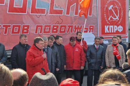 Ульяновская область. В.И. Кашин принял участие в отправке гуманитарного конвоя