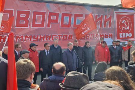 Ульяновская область. В.И. Кашин принял участие в отправке гуманитарного конвоя
