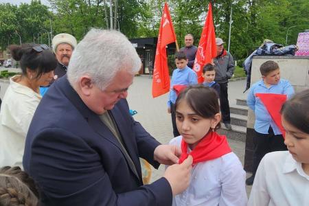К.К. Тайсаев принял участие в выездном заседании депутатов ГД и Парламента РСО-Алания в Моздокском районе