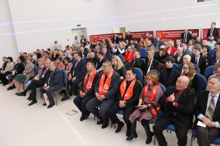 Завершил работу семинар-совещание руководителей и партийного актива региональных отделений КПРФ Дальневосточного федерального округа