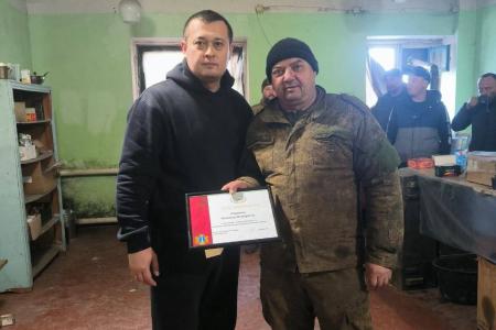 Команда депутатов ЗСО Ульяновской области вместе с помощниками члена ЦК КПРФ, сенатора РФ Айрата Гибатдинова посетила российских военнослужащих на новых территориях