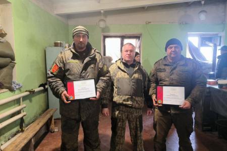 Команда депутатов ЗСО Ульяновской области вместе с помощниками члена ЦК КПРФ, сенатора РФ Айрата Гибатдинова посетила российских военнослужащих на новых территориях