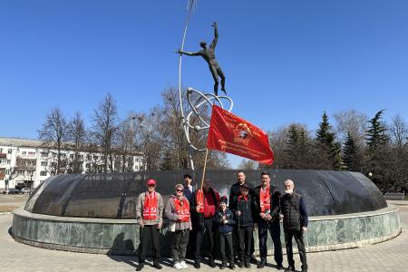 В Марий Эл возложили цветы Юрию Гагарину