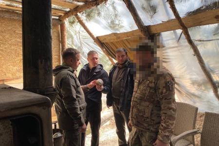 Член Совета Федерации А.М. Гибатдинов посетил новые регионы России и передал помощь российским военнослужащим