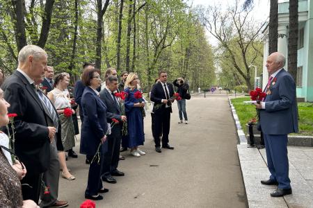 А.М. Гибатдинов накануне Дня Победы посетил Московский Гуманитарный университет