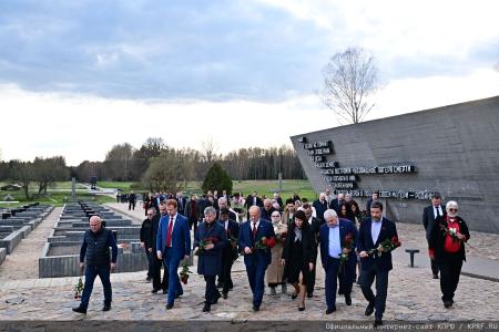 Г.А. Зюганов: Смелее в борьбе за справедливость, дружбу трудового народа и социализм!