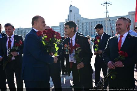 Не дадим взорвать мир! Итоговый репортаж с Международного Антифашистского Форума в Минске
