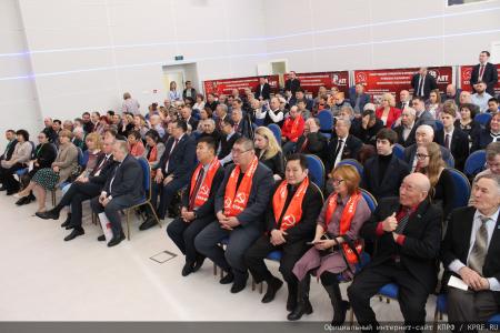 Завершил работу семинар-совещание руководителей и партийного актива региональных отделений КПРФ Дальневосточного федерального округа
