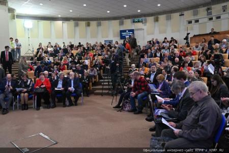 «Наука и образование в условиях санкций: первоочередные антикризисные меры». Круглый стол фракции КПРФ в Госдуме