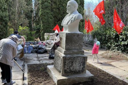 Ленинский субботник провели в Крыму