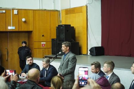 Свердловская область. При поддержке КПРФ состоялся народный сход жителей Пышмы против строительства через их поселок трассы Екатеринбург – Тюмень