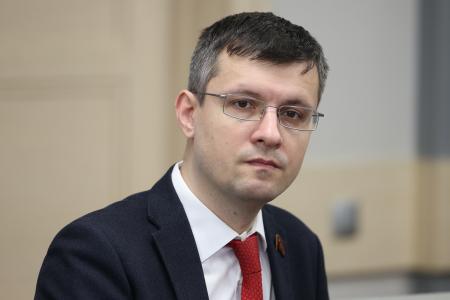 В Мосгордуме состоялся круглый стол фракции КПРФ по теме «Вывоз отходов по факту – путь к эффективному раздельному сбору отходов»