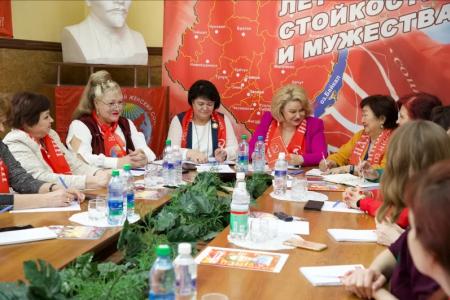 Нина Останина: Надежда России – на женскую активность!