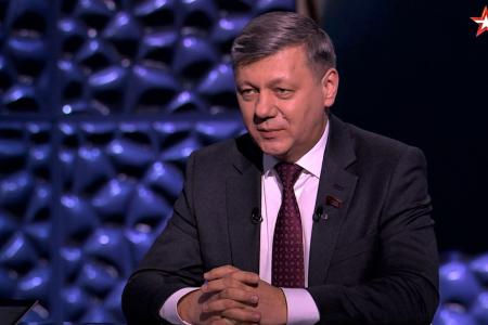 Дмитрий Новиков на канале «Звезда» - о левом повороте Латинской Америки, надеждах народов на союз России и Китая и Антифашистском форуме в Минске