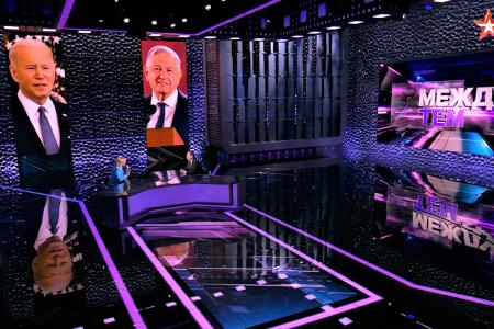 Дмитрий Новиков на канале «Звезда» - о левом повороте Латинской Америки, надеждах народов на союз России и Китая и Антифашистском форуме в Минске