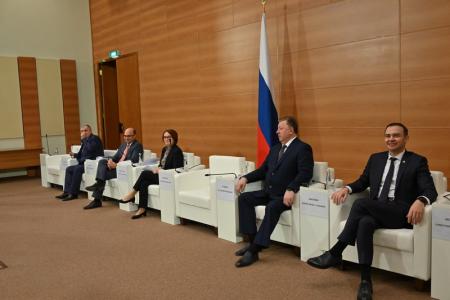 Заседание фракции КПРФ в Госдуме прошло с участием Э.С. Набиуллиной
