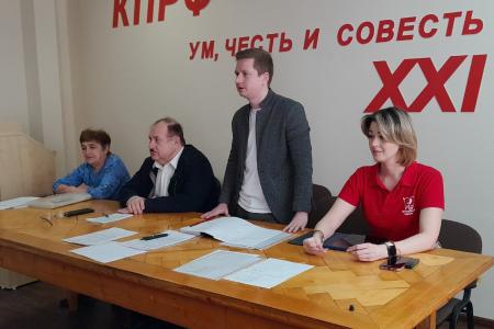 Курская область. В партию вступает молодёжь!