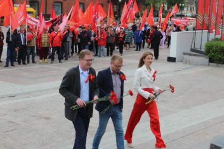 Пензенские коммунисты отметили Первомай шествием и митингом