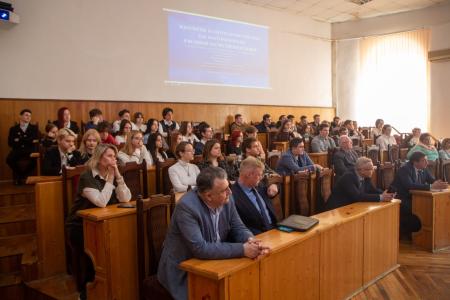 Руководитель фракции КПРФ в Мособлдуме Александр Наумов принял участие в региональной научной конференции в ГУП