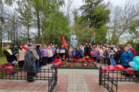Подмосковные коммунисты отметили День Великой Победы по всему региону