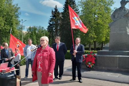 В Великом Новгороде прошла торжественная пионерская линейка