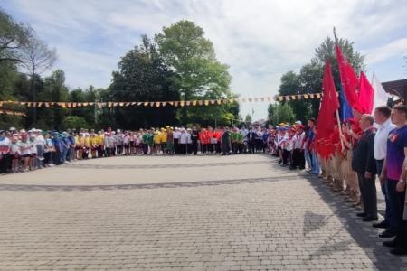 Краснодарский край. В городах и станицах Кубани прошли праздничные мероприятия в связи с Днем Пионерии