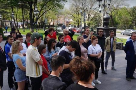 Ставропольский край. Продолжается слёт комсомольского актива в Кисловодске