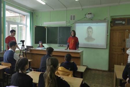 Смоленские комсомольцы провели уроки патриотизма