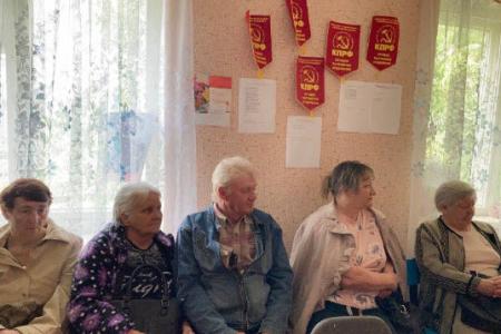 Саратовская область. Депутаты-коммунисты Ольга Алимова и Денис Буланов посетили Самойловский район
