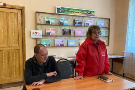 Депутаты-коммунисты Ольга Алимова и Денис Буланов посетили г. Аркадак Саратовской области