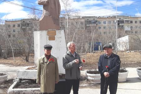 Якутск. Митинг КПРФ, посвященный 205-й годовщине со дня рождения Карла Маркса