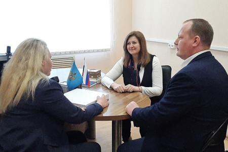 Мария Дробот встретилась с детским омбудсменом и представителями некоммерческих организаций Ивановской области