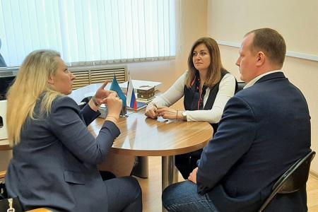 Мария Дробот встретилась с детским омбудсменом и представителями некоммерческих организаций Ивановской области