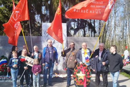 Коммунисты Ленинградской области  встретили День Победы серией ярких мероприятий