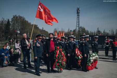 Коммунисты Ленинградской области  встретили День Победы серией ярких мероприятий